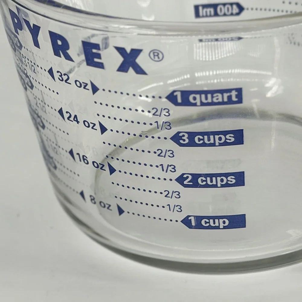 Vintage PYREX 4 Cup 1 Quart 1000mL Glass Measuring Cup Blue USA